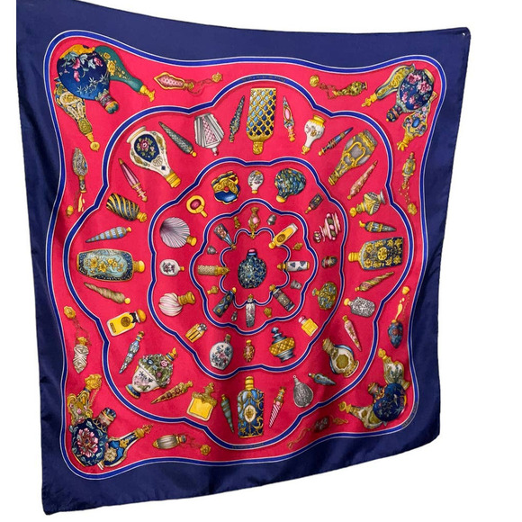 Hermès HERMES Silk Scarf 90cm Qu Importe Le Flacon  Blue Scarf 35" - Picture 7 of 16